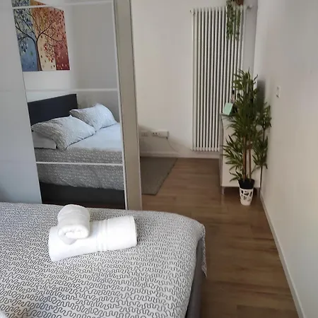 Apartment Kairos Parma